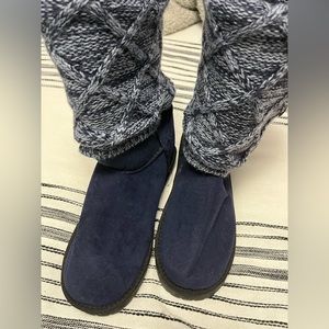 Brand new Blue Women’s Muk Luks